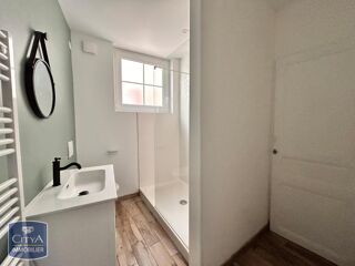  Appartement à louer 1 pièce 27 m²