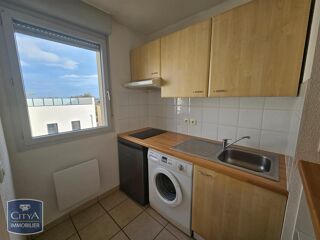 location Appartement - 2 pièce(s) - 42 m² Poitiers (86000)