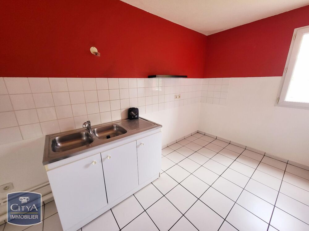 À LOUER : Découvrez cet appartement T3 spacieux et lumin....