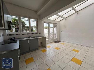  Maison à louer 5 pièces 144 m²