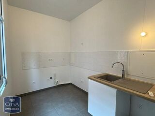  Appartement à louer 3 pièces 68 m²