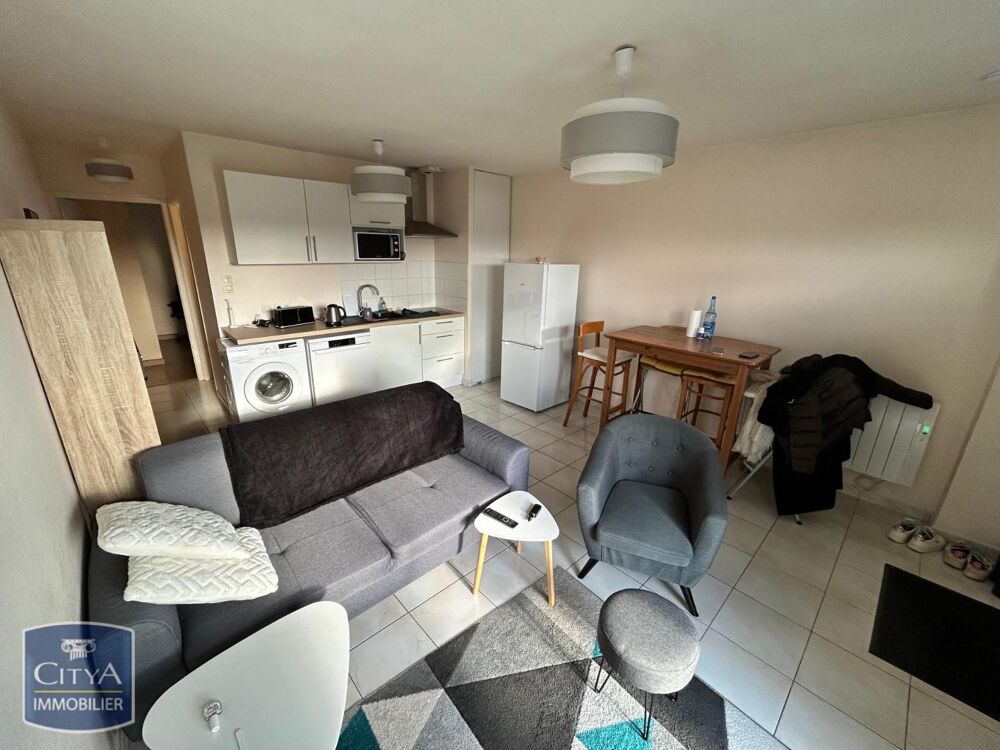À LOUER : Appartement T2 meublé et moderne situé dans le....