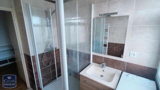  Appartement à louer 3 pièces 61 m²