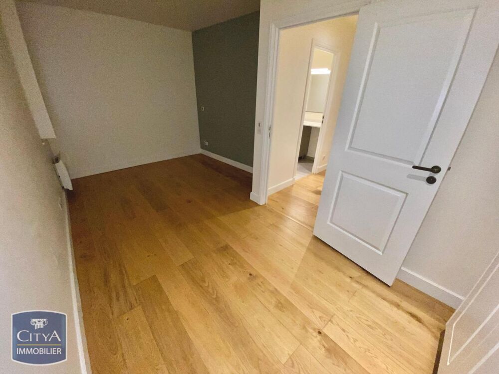 location Appartement - 3 pièce(s) - 64 m² Toulon (83000)