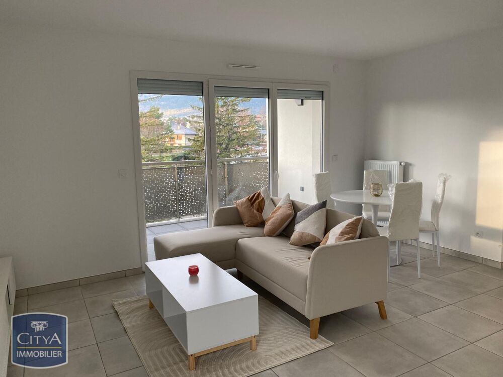 EXCLUSIVITÉ - APPARTEMENT 3 PIÈCES MEUBLE - DISPONIBLE D....
