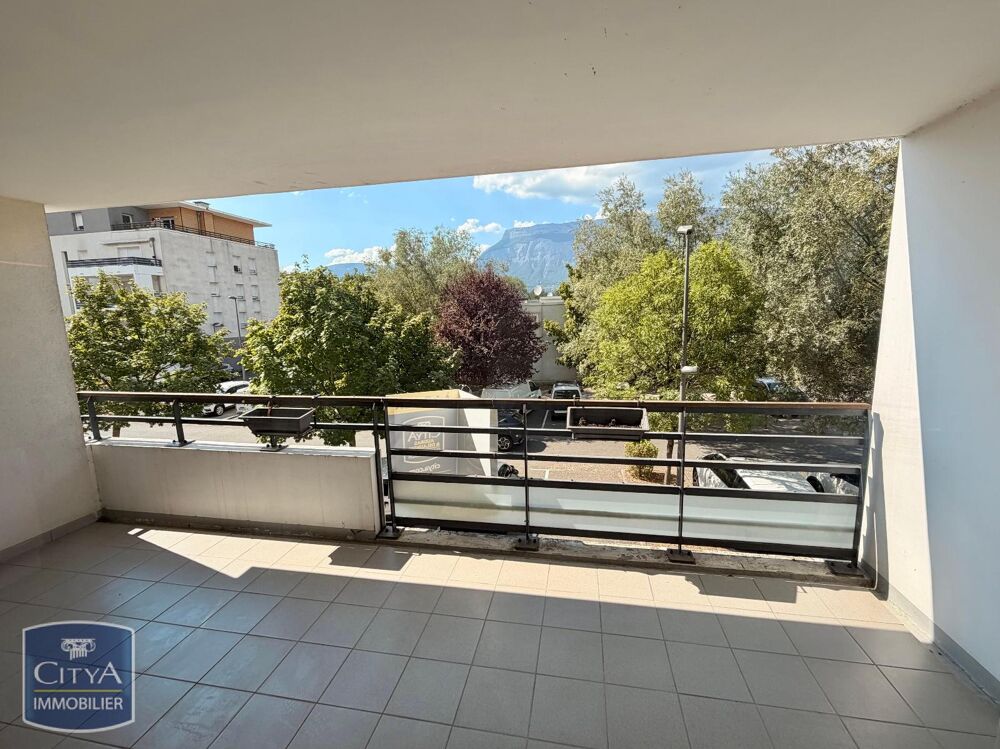 À LOUER - Appartement T2 + garage situé 4 rue de la Ouat....