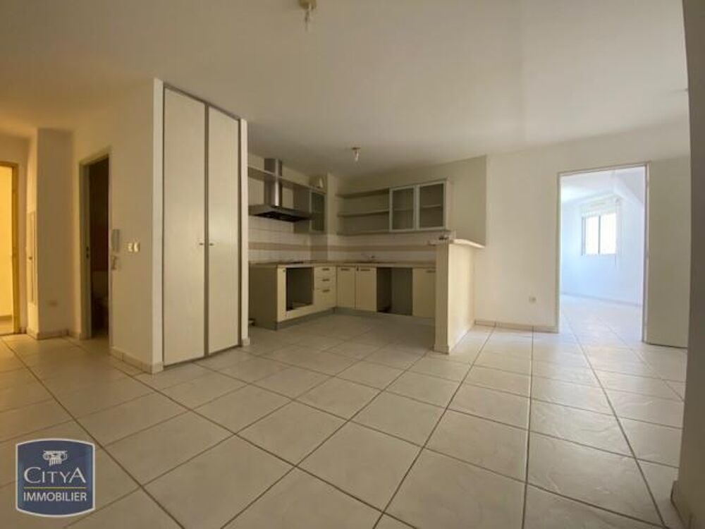 location Appartement - 3 pièce(s) - 54 m² Sainte-Marie (97438)