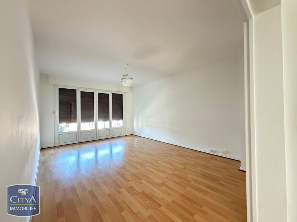 À LOUER : Appartement T3 situé à Arras, dans le départem....