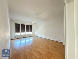  Appartement à louer 3 pièces 69 m²