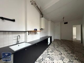  Appartement à louer 3 pièces 101 m²
