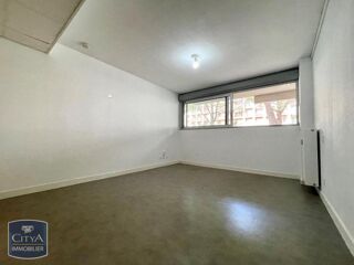  Appartement à louer 1 pièce 31 m²