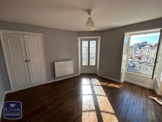  Appartement à louer 3 pièces 56 m²