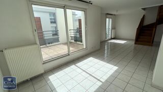  Appartement à louer 4 pièces 98 m²