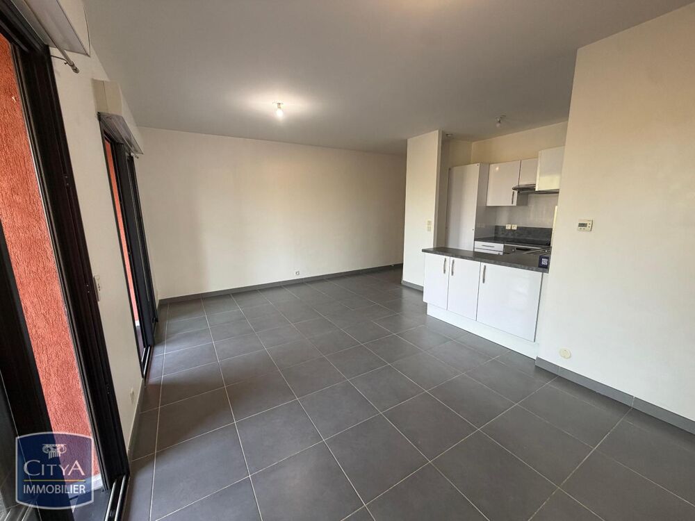 À LOUER : Appartement T3 situé à Plascassier. Ce bien, d....