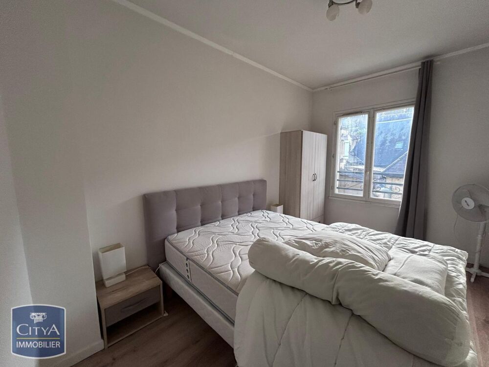location Appartement - 3 pièce(s) - 68 m² Sarlat-la-Canéda (24200)