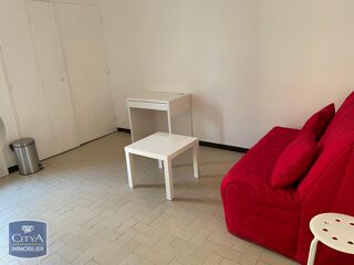  Appartement à louer 1 pièce 19 m²