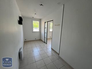  Appartement à louer 1 pièce 44 m²