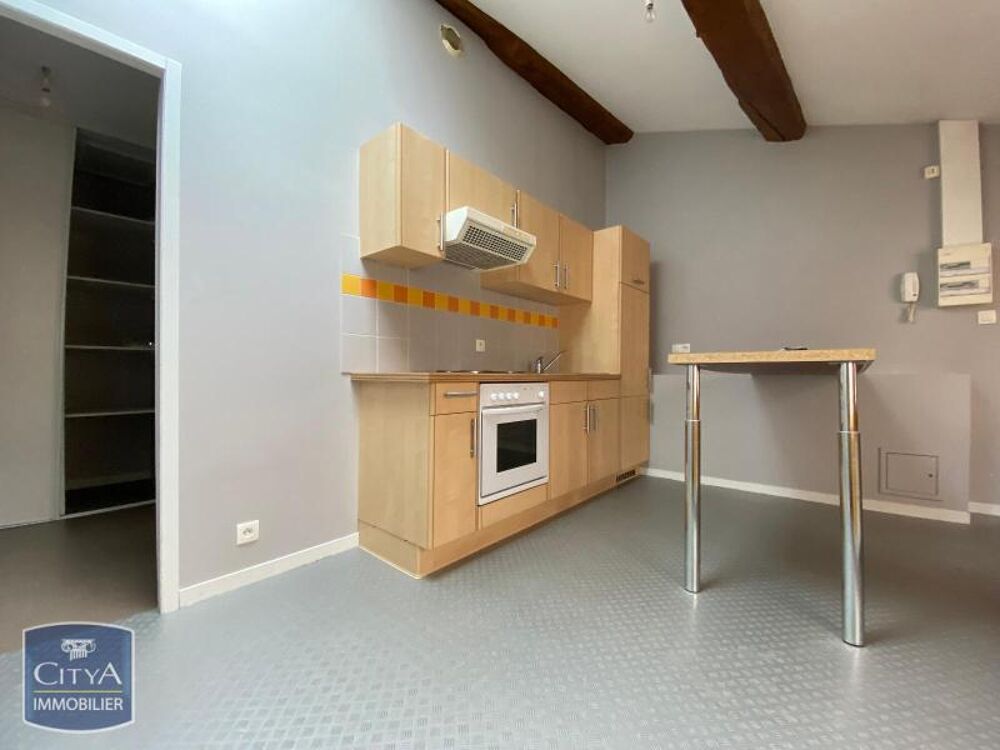 À LOUER ! Découvrez cet appartement T2, idéalement situé....