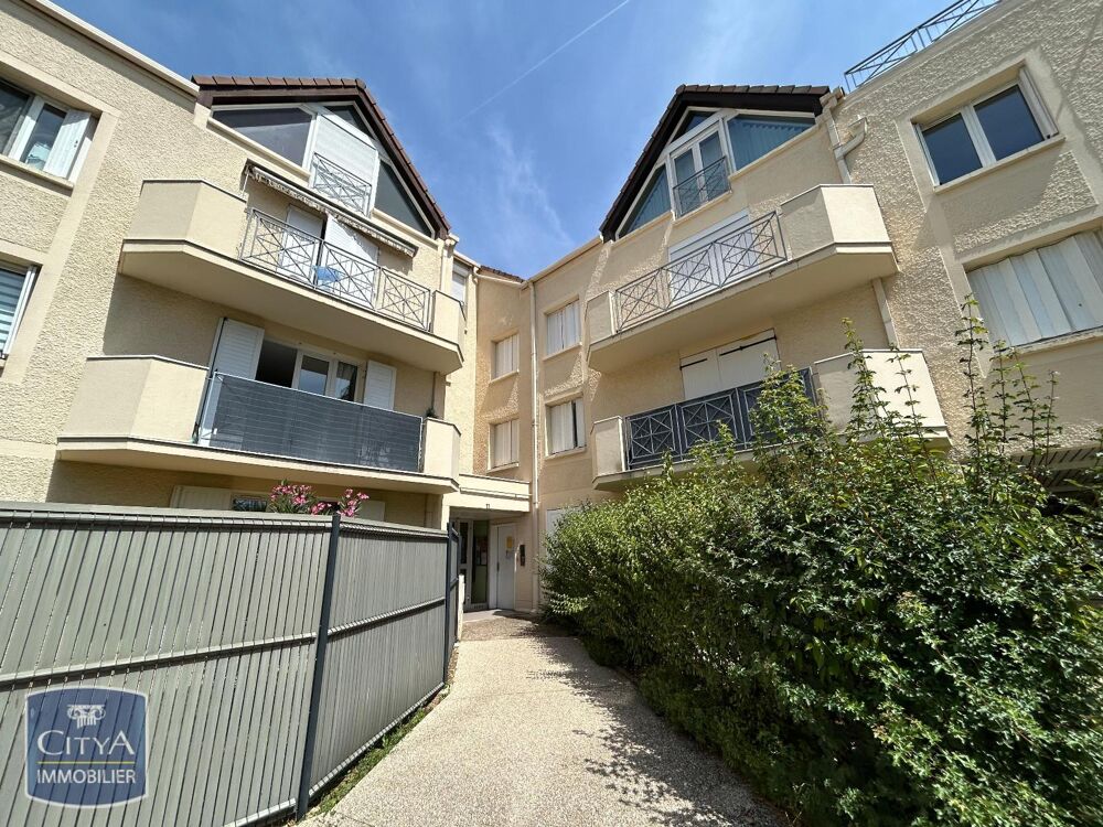 À LOUER : Appartement T1 à Saint Michel sur Orge, situé ....