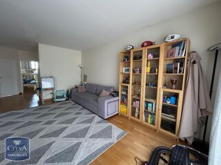  Appartement à louer 3 pièces 72 m²