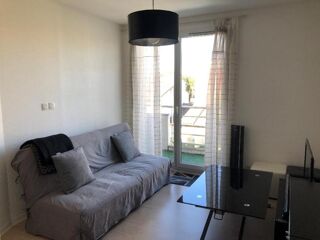 Appartement à louer 2 pièces 32 m²