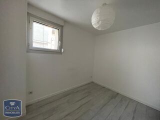  Appartement à louer 2 pièces 38 m²