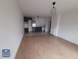  Appartement à louer 3 pièces 64 m²