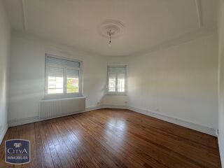  Appartement à louer 3 pièces 56 m²