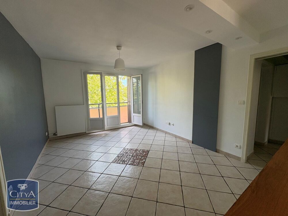 location Appartement - 4 pièce(s) - 61 m² Vénissieux (69200)