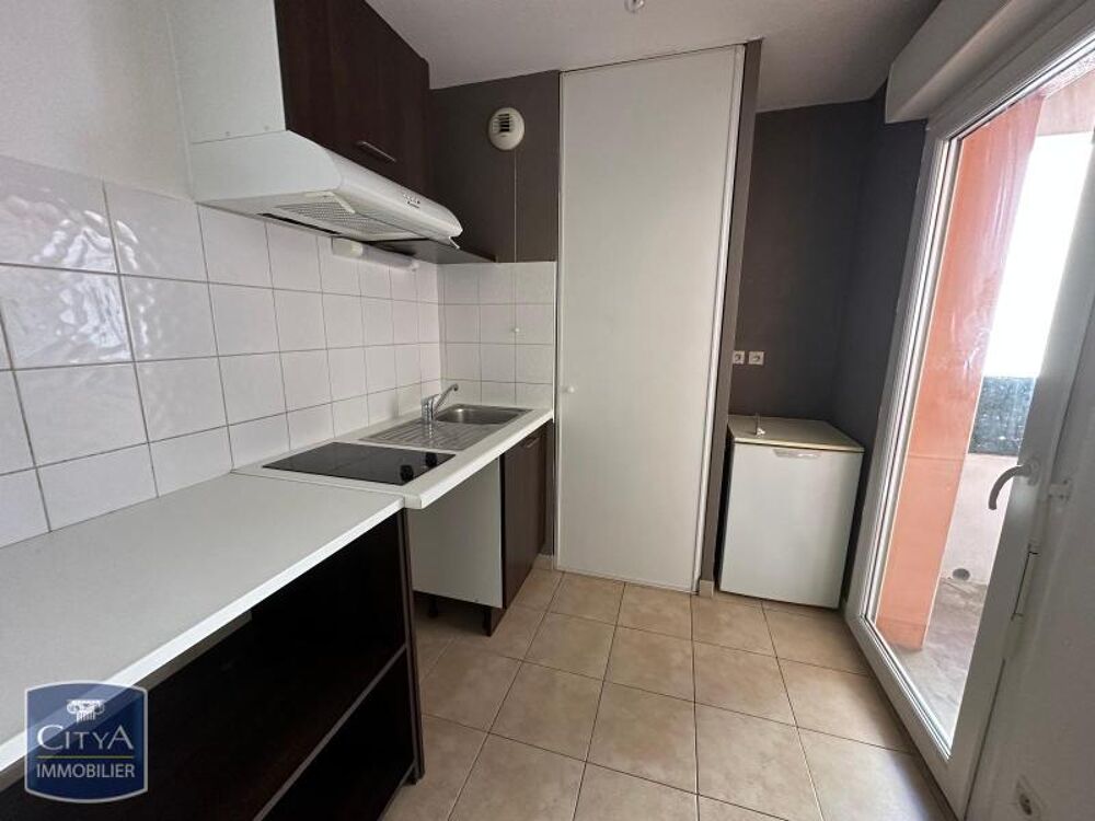 location Appartement - 2 pièce(s) - 52 m² Milhaud (30540)