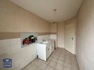  Appartement à louer 3 pièces 65 m²