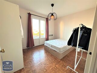  Appartement à louer 2 pièces 50 m²