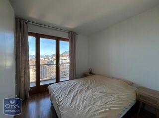  Appartement à louer 2 pièces 35 m²