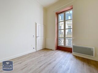  Appartement à louer 2 pièces 39 m²