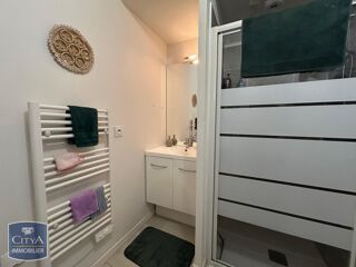  Appartement à louer 2 pièces 42 m²