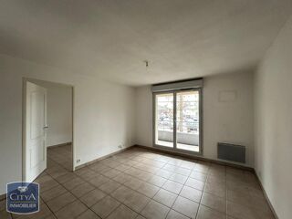  Appartement à louer 2 pièces 35 m²