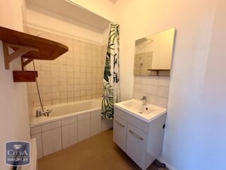  Appartement à louer 3 pièces 45 m²