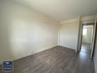  Appartement à louer 3 pièces 66 m²