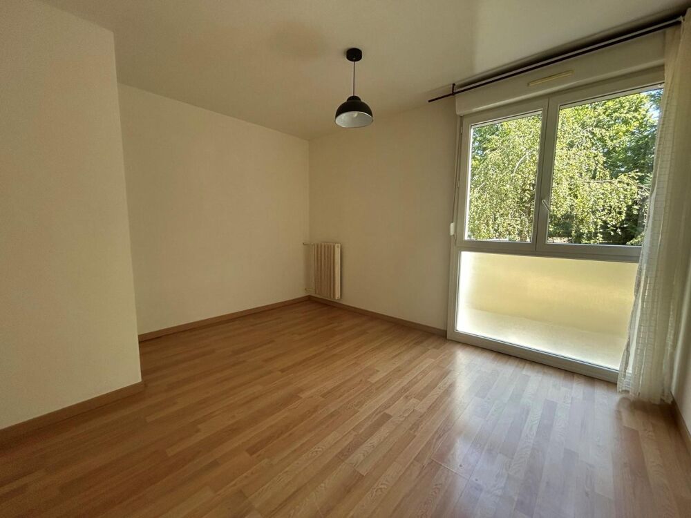 location Appartement - 4 pièce(s) - 81 m² Seloncourt (25230)