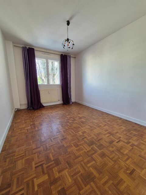  Appartement � louer 4 pi�ces 86 m�