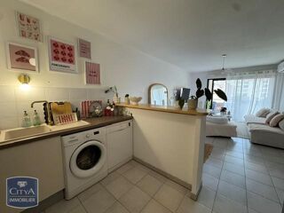  Appartement à louer 3 pièces 64 m²