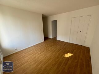  Appartement à louer 2 pièces 31 m²