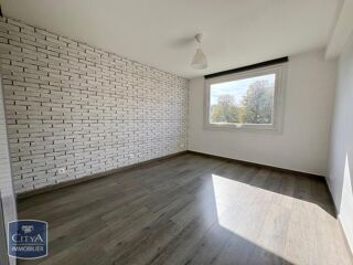 Appartement à louer 4 pièces 92 m²