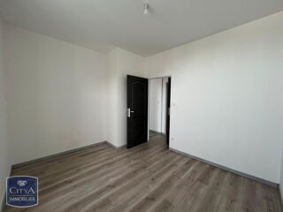  Appartement à louer 2 pièces 32 m²