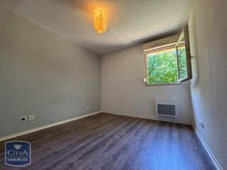  Appartement à louer 2 pièces 47 m²