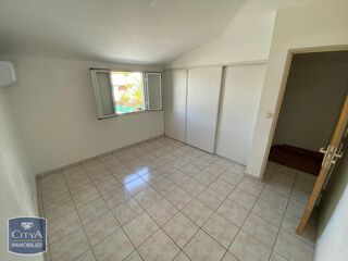  Appartement à louer 2 pièces 50 m²