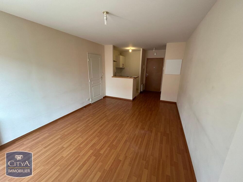 À LOUER : Appartement récent T2 situé à Cholet, dans le ....