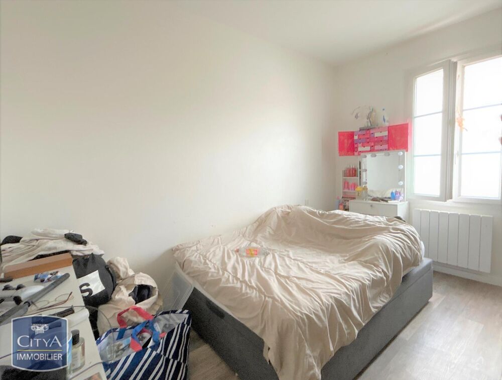 location Appartement - 3 pièce(s) - 82 m² La Roche-Chalais (24490)