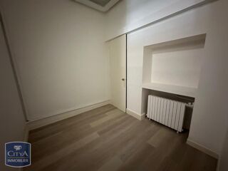  Appartement à louer 2 pièces 69 m²