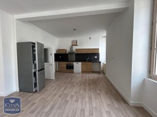  Appartement à louer 5 pièces 95 m²